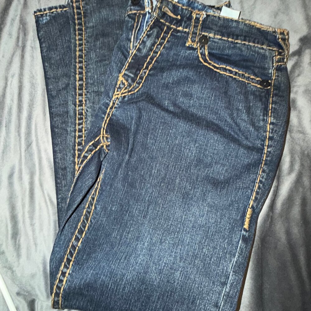 True Religion - Picture 5 of 7